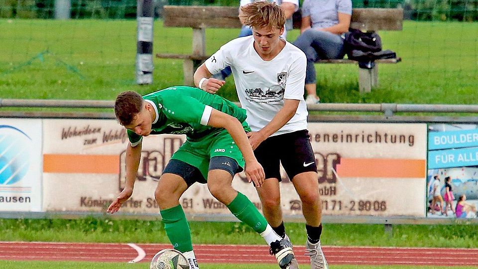 Kommt mit U19-Bayernliga-Erfahrung an den Brandlberg: Ben Schüller (rechts).