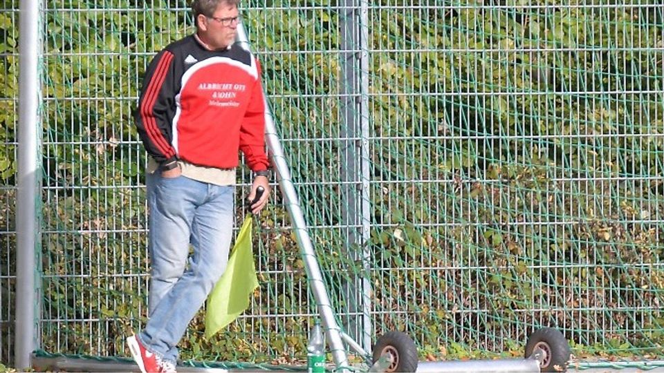 Will mehr sehen als im letzten Spiel - Eltvilles Trainer Werner Orf F: Klein