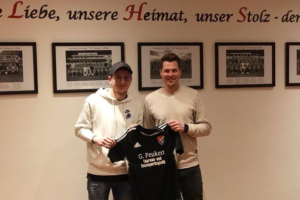 Seebachs Teammanager Manuel Ebner (re.) mit dem künftigen Co-Spielertrainer Christian Mühlbauer