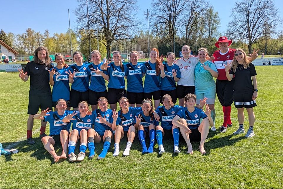 MTV Mädels nach dem Sieg gegen Untermenzing