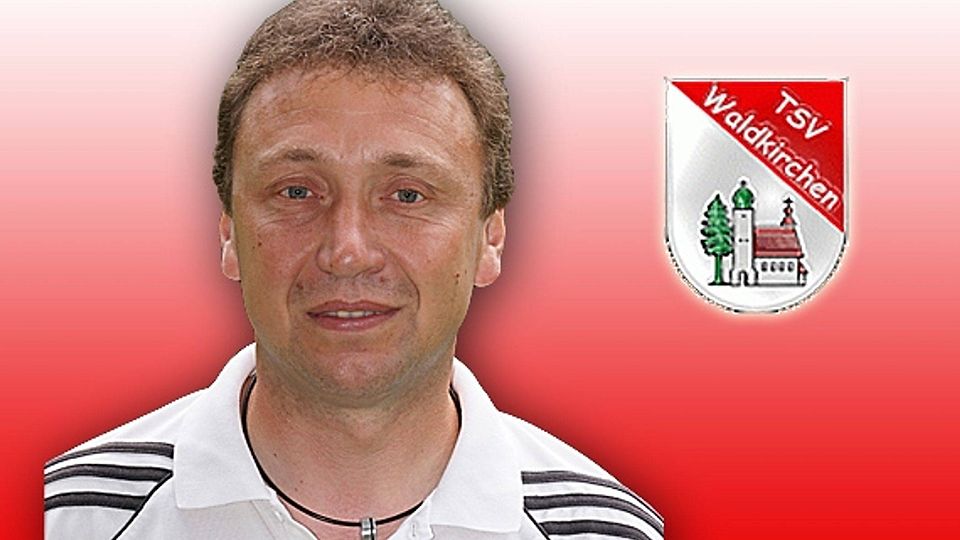 Geht schweren Zeiten entgegen: Coach Gunther Bauer Fotomontage: Michael Wagner