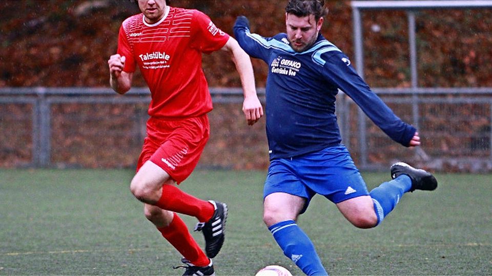 Christoph Stegbauer (rechts) hat nach dem Spiel gegen Bernhausen sein Amt niedergelegt. Archivfoto: Yavuz Dural (z)