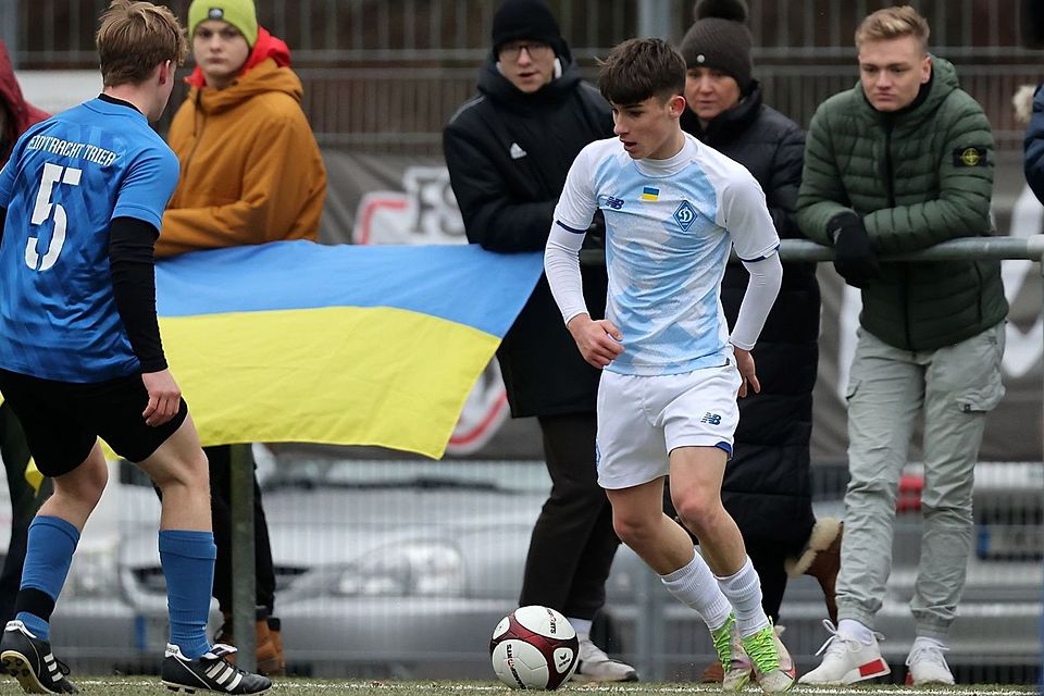 Die U16 von Dynamo Kiew ist am Mittwoch in Berghausen zu Gast.