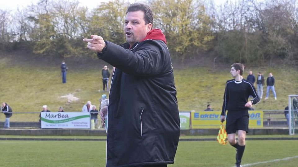 Norbert Hess, der Sportliche Leiter der Wormatia, hat neben den Spielen der Oberliga-Aufstiegsrunde aktuell auch die Trainerbesetzung in der kommenden Saison im Kopf.