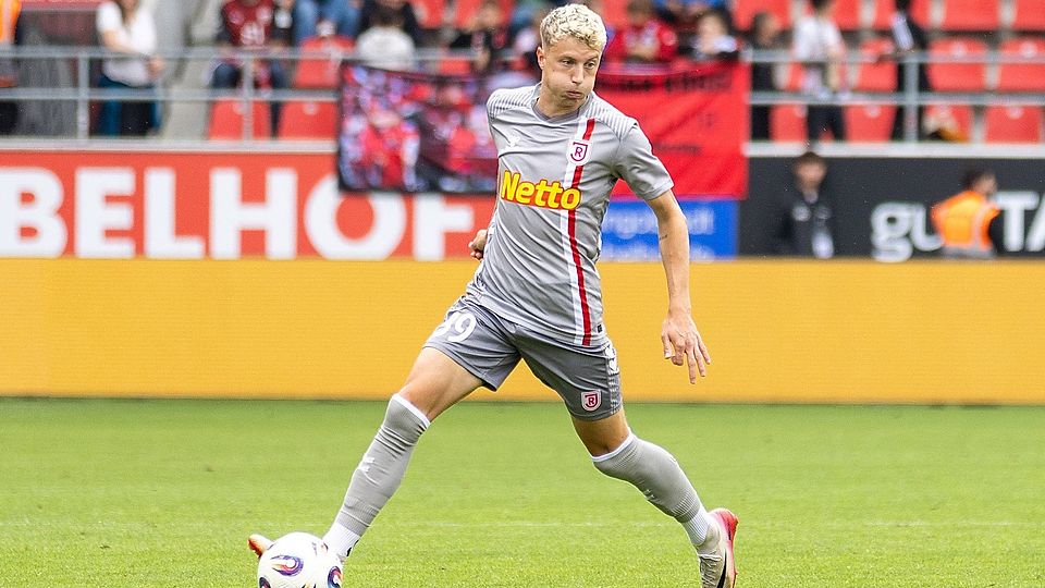 Vom SV Fortuna zum SSV Jahn ausgeliehen und am Dienstag im Fokus stehend: Torjäger Fabian Ziegler.
