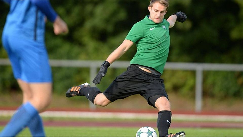 Fels in der Brandung: Torwart Rick Kiefer verhinderte mit zahlreichen Paraden und Reflexen eine höhere Niederlage des FC Neustadt in Kehl. | Archivfoto: Patrick Seeger