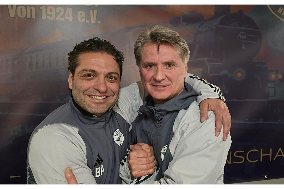 Wollen mit ETSV Hamburg in die Regionalliga: Trainer Berkan Algan (li.) und Manager Sascha "Jassi" Huremovic.