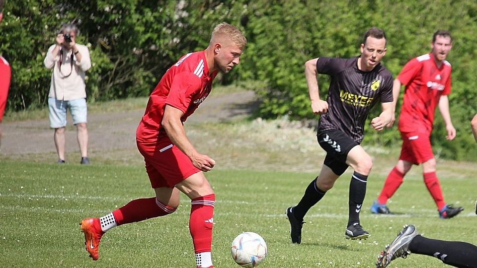 Die DJK Stopfenheim will nun im Nachholspiel am Mittwoch den Klassenerhalt fixieren.