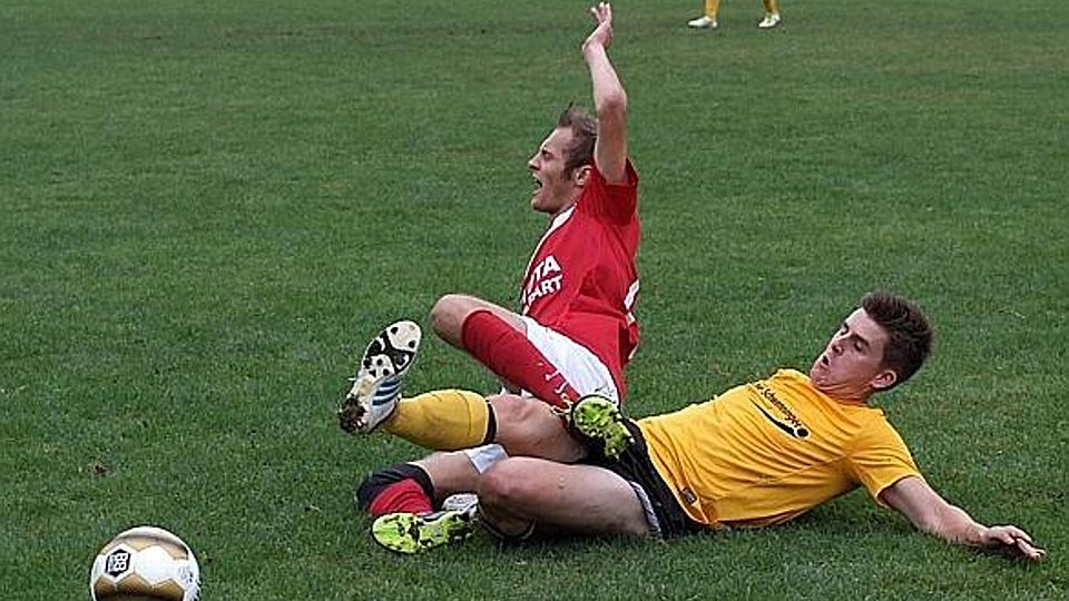 Gestoppt: Der FC Ohmstede II drückte dem Spiel gegen den Türkischer SV II in der zweiten Halbzeit seinen Stempel auf. Tobias Frick
