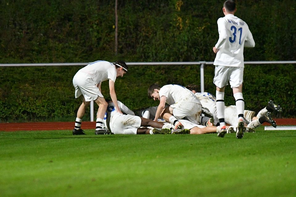 Nicht zu fassen: Nach einer 3:0-Führung und einem zwischenzeitlichen 3:4-Rückstand gewann Eintracht Trier II noch mit 6:4 in Bitburg.