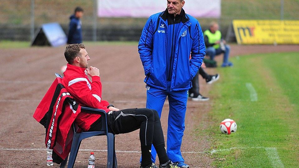 Das Team von Trainer Karsten Hutwelker (re.) will den Pokal verteidigen. F: Jochen Classen