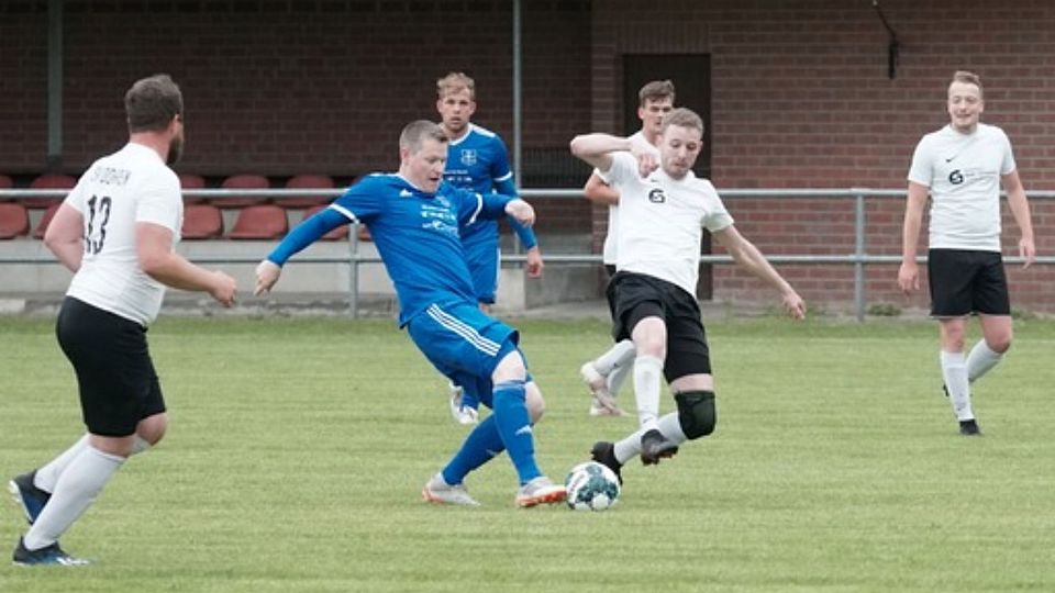 3:1 gewann der SV Dohren (weiß) zu Hause gegen SV Groß Hesepe.
