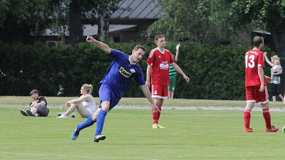 Nils Grothe entschied mit dem 3:0 die Partie für den FSV Admia. Foto: Bock