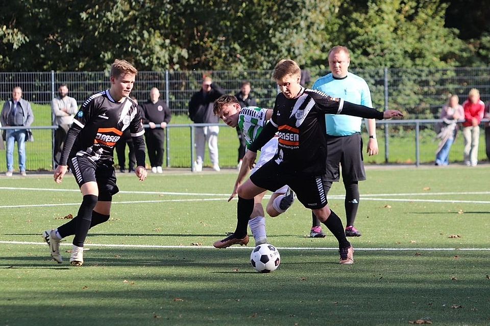 Der SV Rindern hat die Punkte aus Hönnepel mitgenommen.