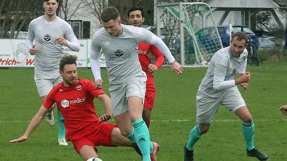 Auch die rote Karte und die damit verbundende Unterzahl der Haidhausener konnte der SV nicht ausnutzen.