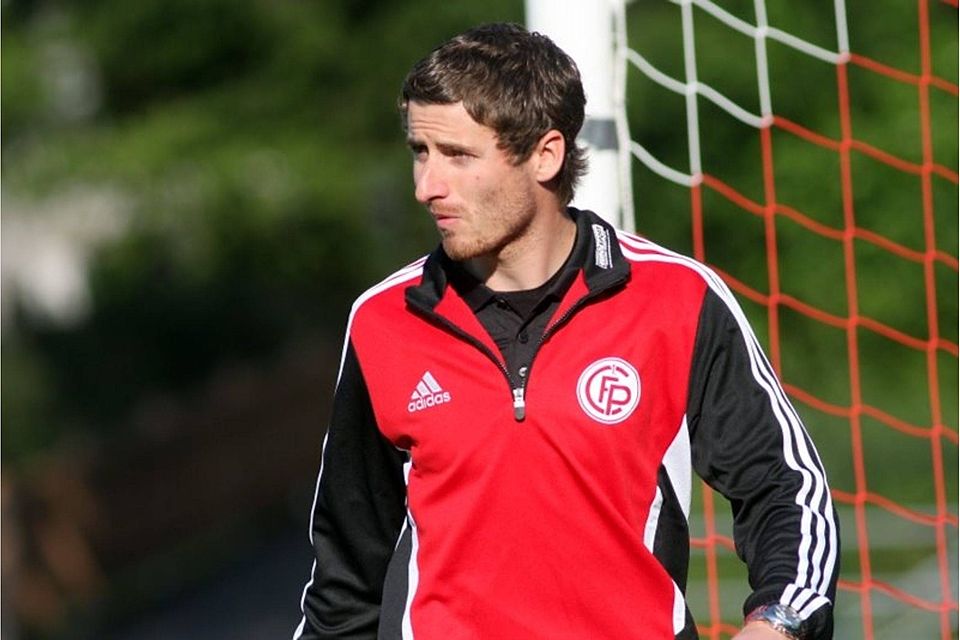 Jung und bisher sehr erfolgreich - Rudi Vogl, Trainer des 1.FC Passau. Foto: Wagner