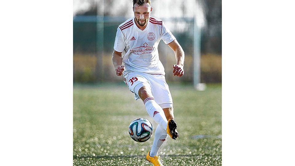 Martin Bernitt steuerte beim 3:0 der  HSG Warnemünde bei der Schwaaner Eintracht den ?Mitteltreffer? bei. Scharnweber