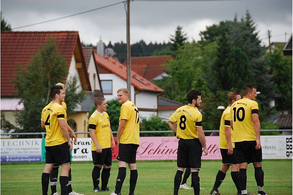 Der TSV Weissach gewinnt gegen den FC Gehenbühl II. F: TSV Weissach