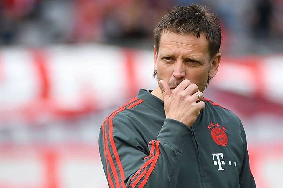 Holger Seitz feiert sein Comeback als Trainer der U23 des FC Bayern. Holger Seitz feiert sein Comeback als Trainer der U23 des FC Bayern.