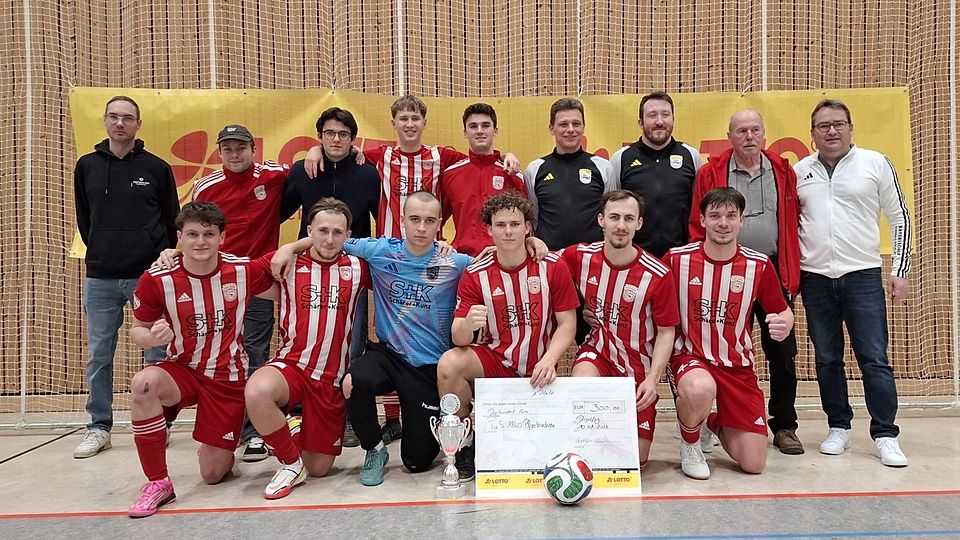 Die TuS Pfarrkirchen ist neuer Hallenmeister des Fußballkreis West 