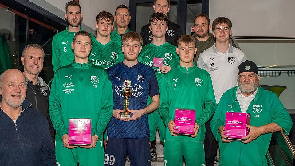 Lokalmatador 1.FC Schlicht hat einen Titel zu verteidigen.