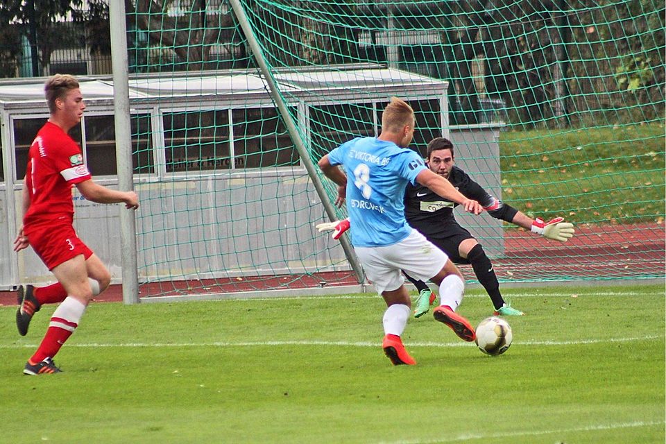 Der FC Viktoria Berlin setzte sich in der 1. Pokalrunde mit 11:0 gegen Rot-Weiß 90 Hellersdorf durch. Foto: Verein