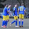 Jubel in blau-gelb: Enrico Bernal (3. v. l.) traf für die Reserve des SCV Neuenbeken im Gastspiel beim SC Borchen II doppelt. 