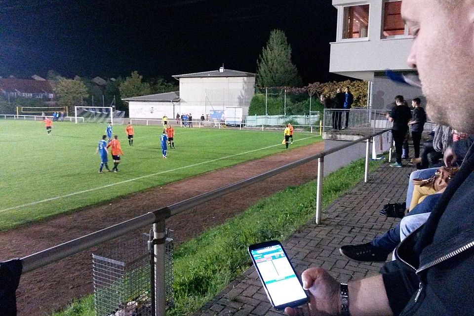 Christian Epp tickerte letzten Mittwoch das Pokalspiel zwischen dem TSV Waldangelloch und dem TSV Helmstadt. Foto: bz