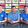 SGE-Trainer Thorsten Effgen (Mitte) begrüßt Alexandar Kuzmanovski (rechts) und Ivan Bilandzija bei der Eintracht.  Foto: Eintracht
