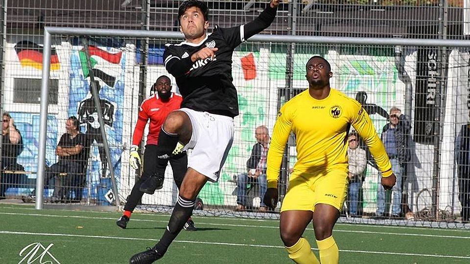 Für den FC Teutonia 05 schoss Aytac Erman (mi.) in 96 Spielen 85 Tore und steuerte neun Assists bei.