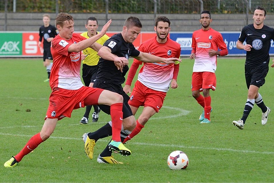 <b>F: Hedler</b> <b>F: Hedler</b>