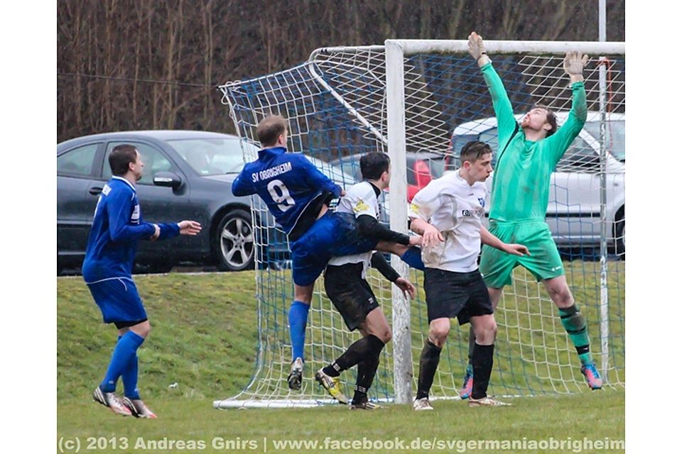Diedesheims Goaly Danny Gutte in Aktion.          Foto: Andreas Gnirs