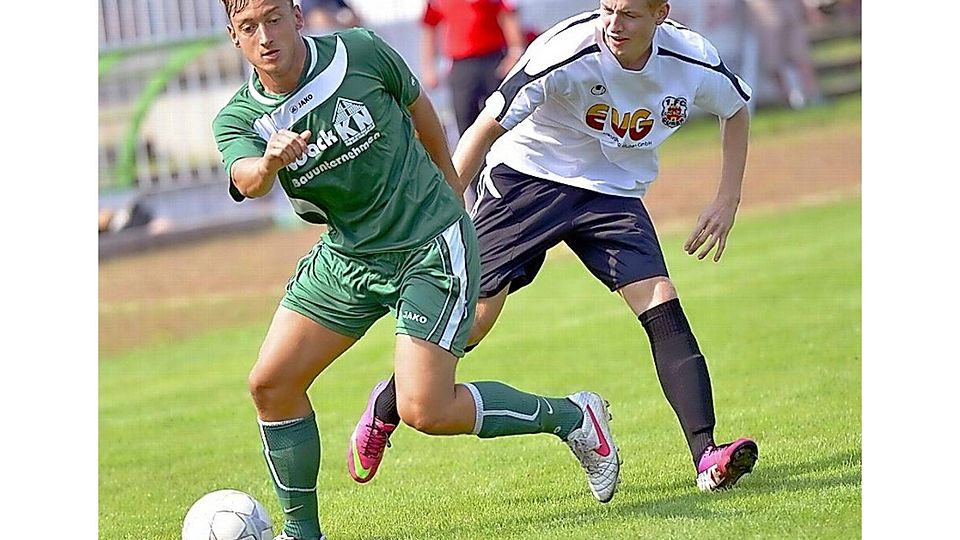 Philipp Herms (l.) erzielt den ersten Treffer für die SG Burg. Foto: RINGFOTO. HENTZSCHELs.de