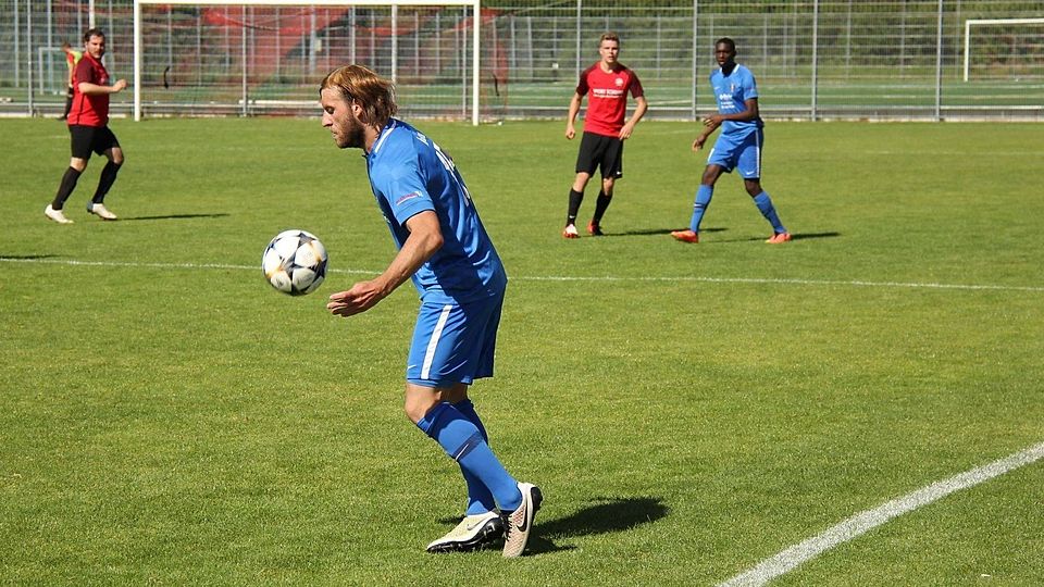 Diamant Avdiu musste im Spiel gegen den TSV Berg verletzt ausgewechselt werden.