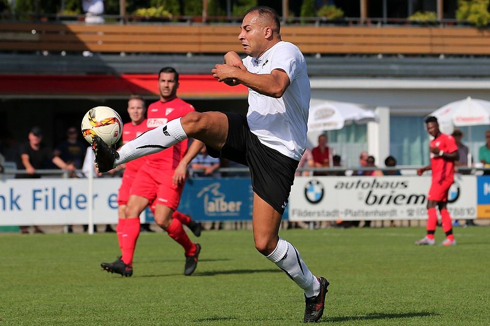 Schon wieder er. Nach vier Toren im Hinspiel erzielte Ugur Yilmaz gegen seinen Ex-Verein diesmal das 1:0.