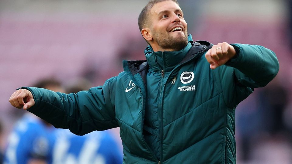 Überrascht mit Brighton in der Premier League auf Platz drei und weckt Begehrlichkeiten: Fabian Hürzeler.