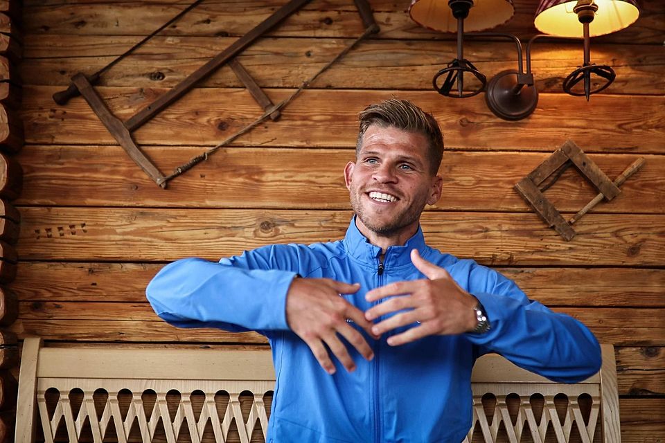 Niederlechner versprüht gute Laune im Trainingslager von 1860 München in Ulrichsberg. Niederlechner versprüht gute Laune im Trainingslager von 1860 München in Ulrichsberg.