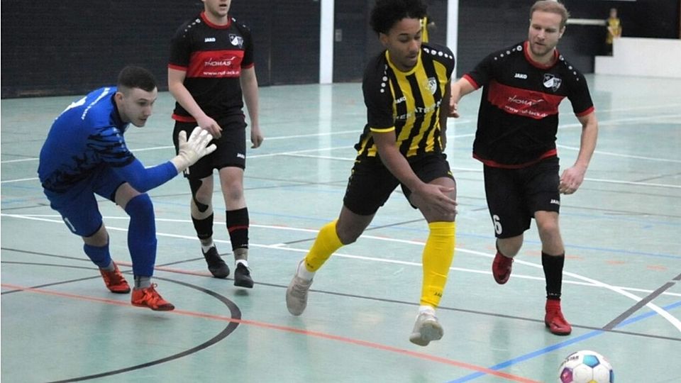 Wie hier bei der Denzlinger Nacht rückt der Hallenfußball in der Winterpause wieder in den Mittelpunkt.