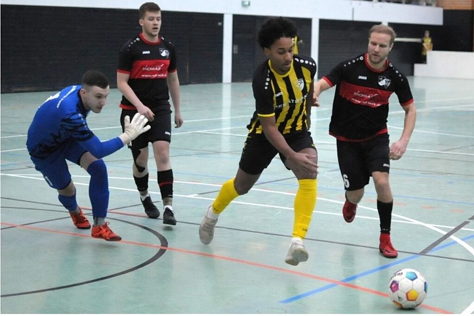 Wie hier bei der Denzlinger Nacht rückt der Hallenfußball in der Winterpause wieder in den Mittelpunkt.