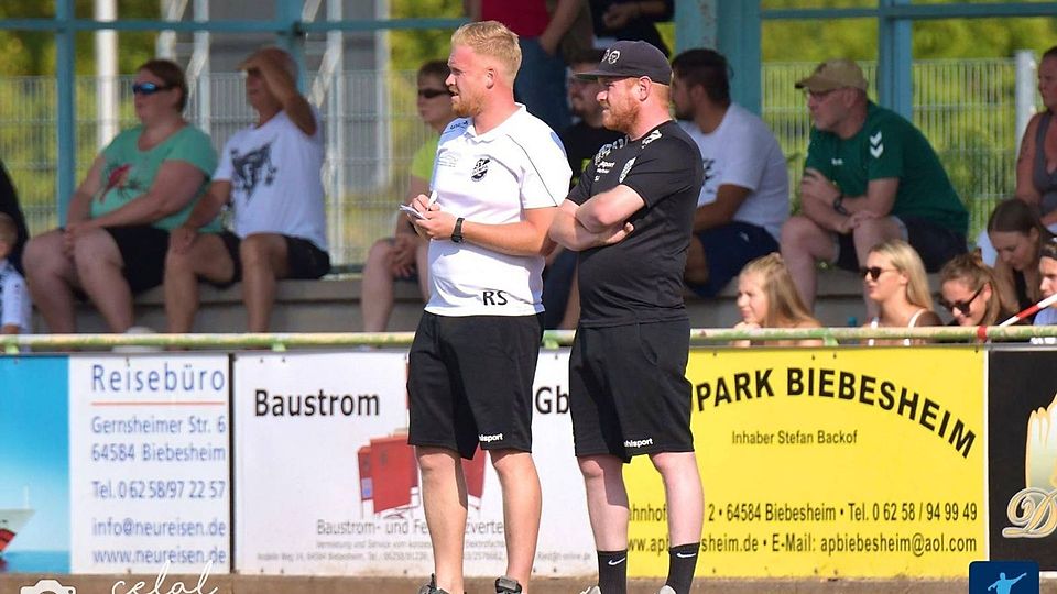 Robert Schmidt (links) und Steffen Gils heuern ab Sommer beim FC Alsbach an.