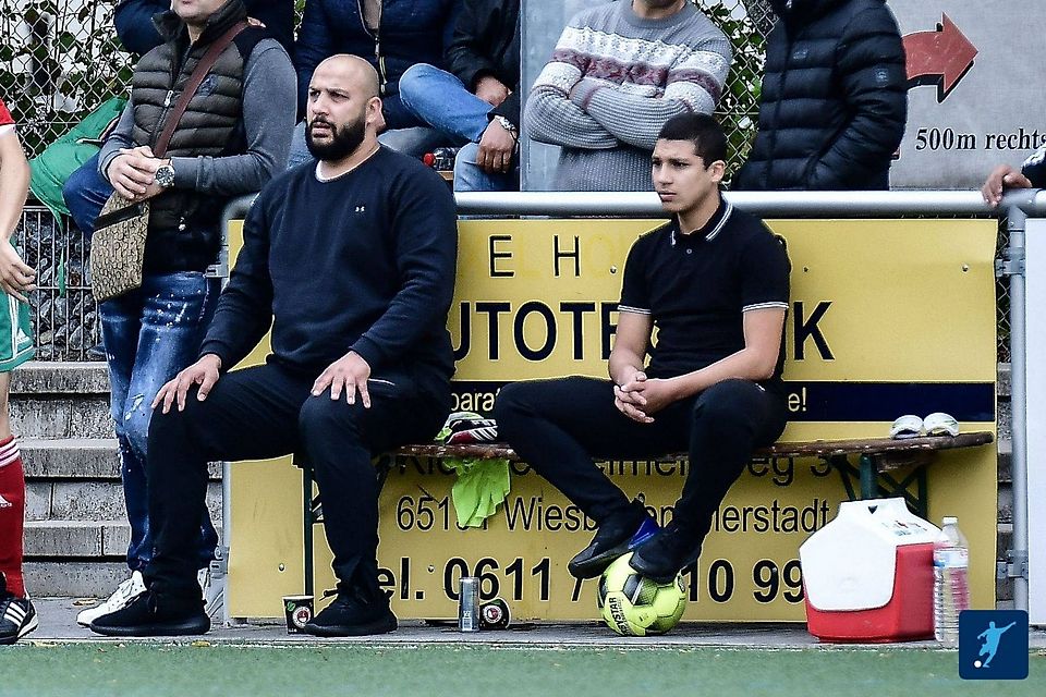 Gökhan Caliskan (links) verlässt den FC Maroc nach drei Jahren als Trainer im Sommer.