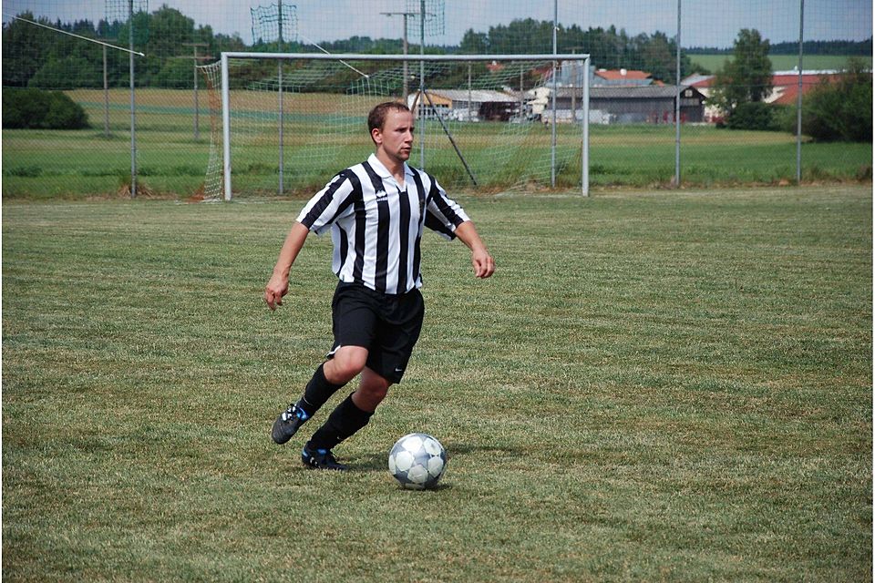 Den Blick auf den ersten Spieltag fokusiert haben Christian Landinger und seine Kollegen vom SV Neufraunhofen: Die DJK SV Altdorf erwartet den SVN! (Foto: Anton Maier)