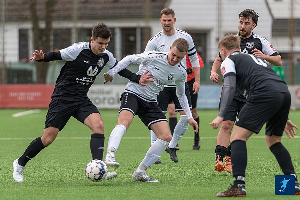 In den Duisburger A-Ligen steht ein harter Abstiegskampf bevor.