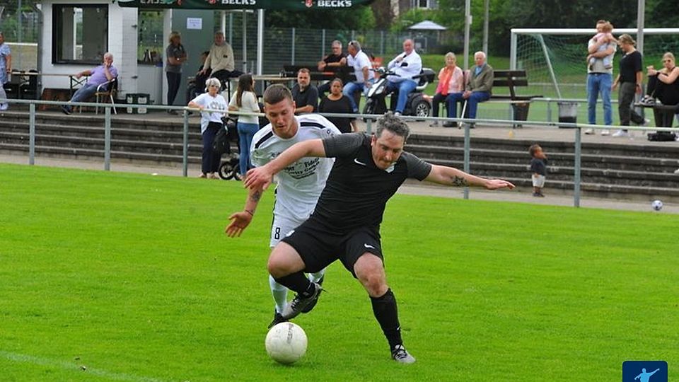 Victoria Mennrath II steigt in die Kreisliga A auf.