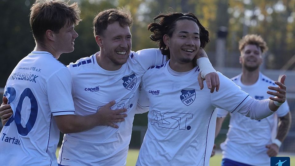 Erndtebrück bejubelte den Topspiel-Sieg gegen Hordel.