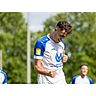 Robin Traut(VfB Marburg, 5) jubelt und ballt die Faust nach seinem Siegtreffer zum 4:3. Da ist noch alles gut für den VfB Marburg: Robin Traut freut sich über das 1:0 gegen Hanau, am Ende heißt es 2:3 aus Sicht der Lahnstädter. © Stefan Tschersich 