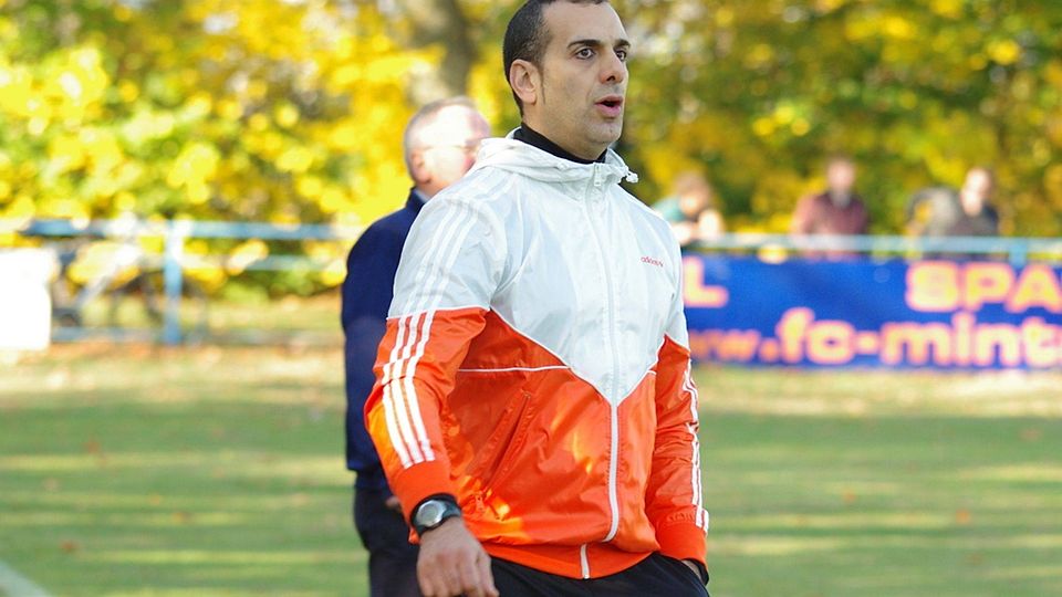 Mintrachings Trainer Ilhan Capar will sich mit dem Kreisliga-Aufstieg aus Mintraching verabschieden. F: lst