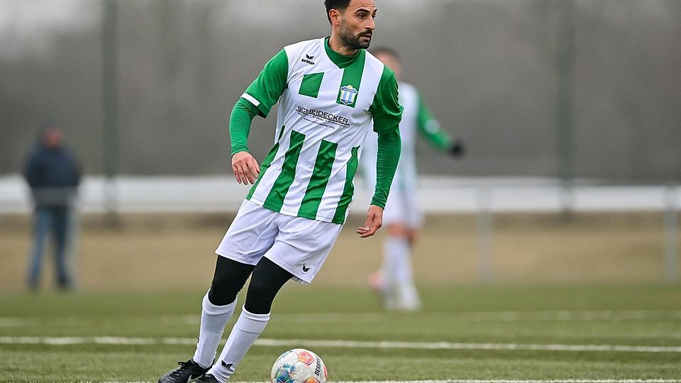 Ex-Profi Mehmet Ekici bringt Aschheim in Führung.