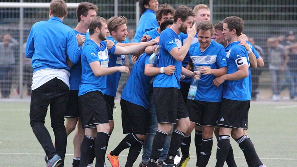 &lt;b&gt;F: Mark Bohla&lt;/b&gt;