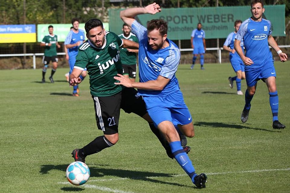 Einsatz fraglich: Waldalgesheims Baris Yakut (links) – hier gegen den TSV Schott – hatte zuletzt Knieprobleme.	